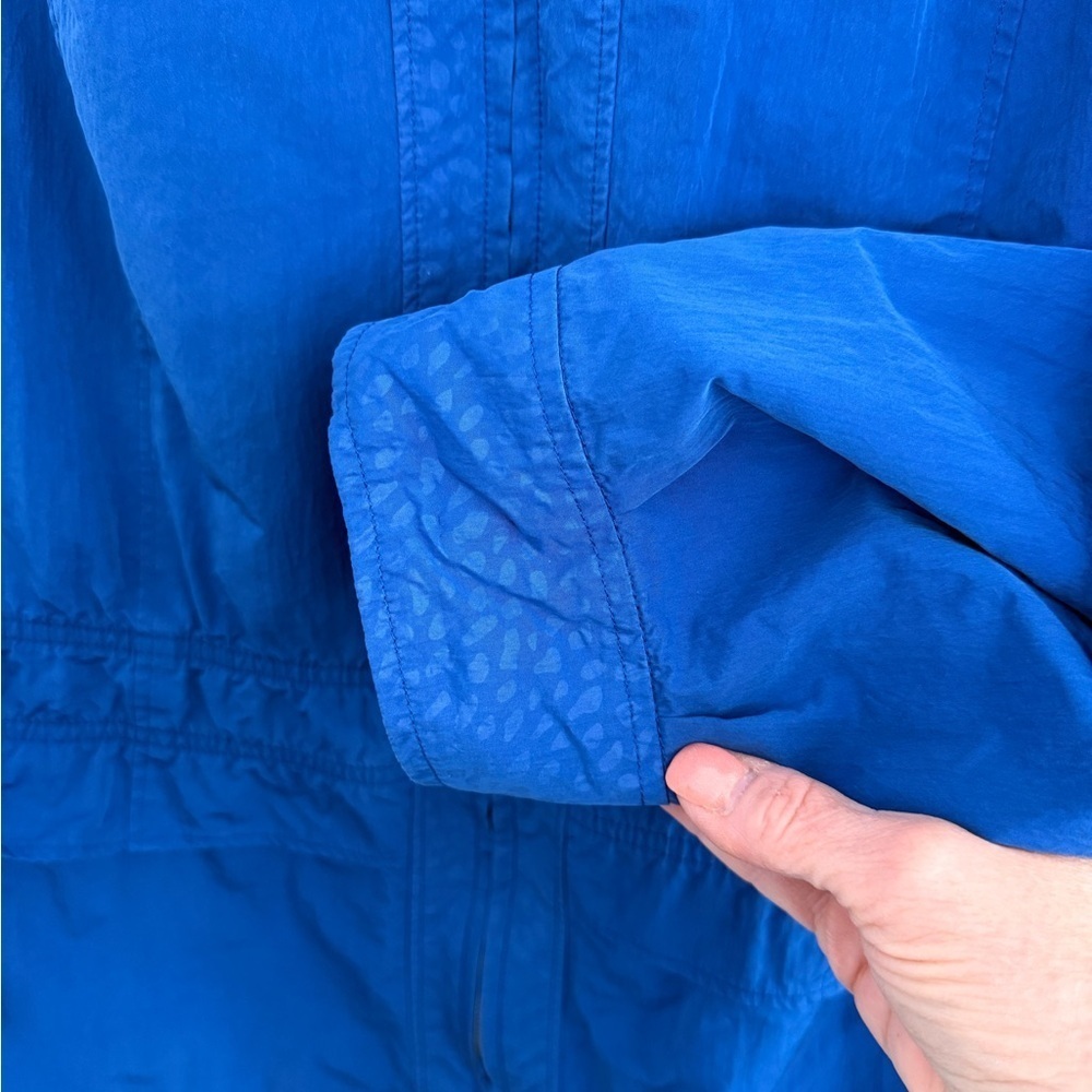 Chicos Zenergy Cobalt lightweight jacket weather protection sz 3 (equiv 14-16) - Picture 5 of 7